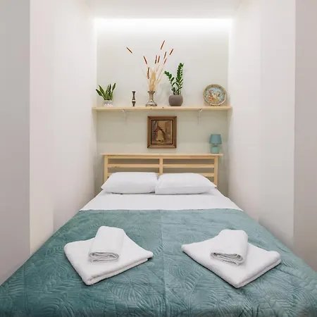 Navarinou Hideaway Apartmán *